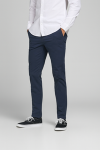 Schmal geschnittene Chino-Hose – Marineblau
