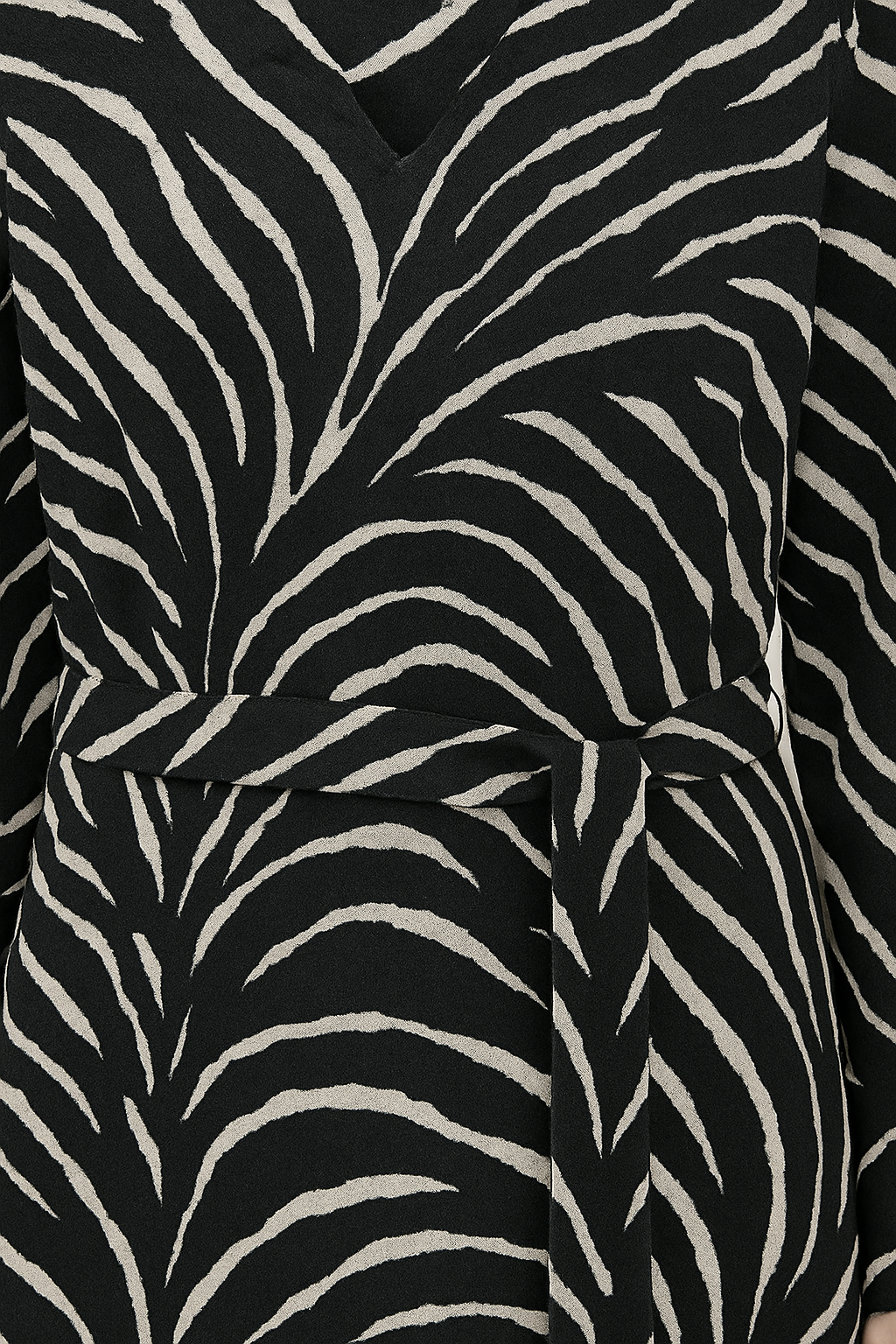 Midikleid mit Zebramuster | Stilvoll & Elegant